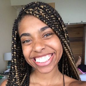 Meet your Posher, Ashley